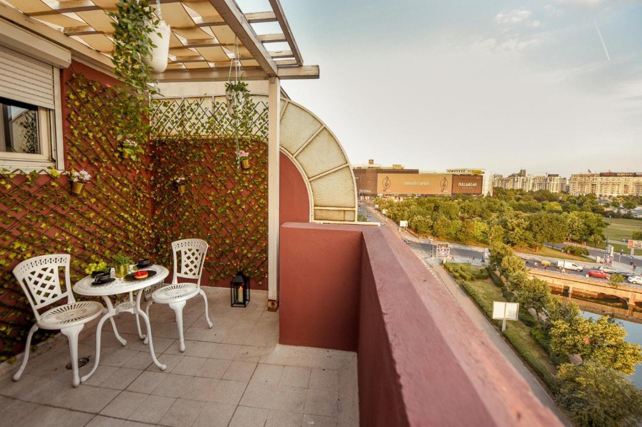 Apartament Baroque Splendor: Breathtaking Views & Design Bukareszt Zewnętrze zdjęcie