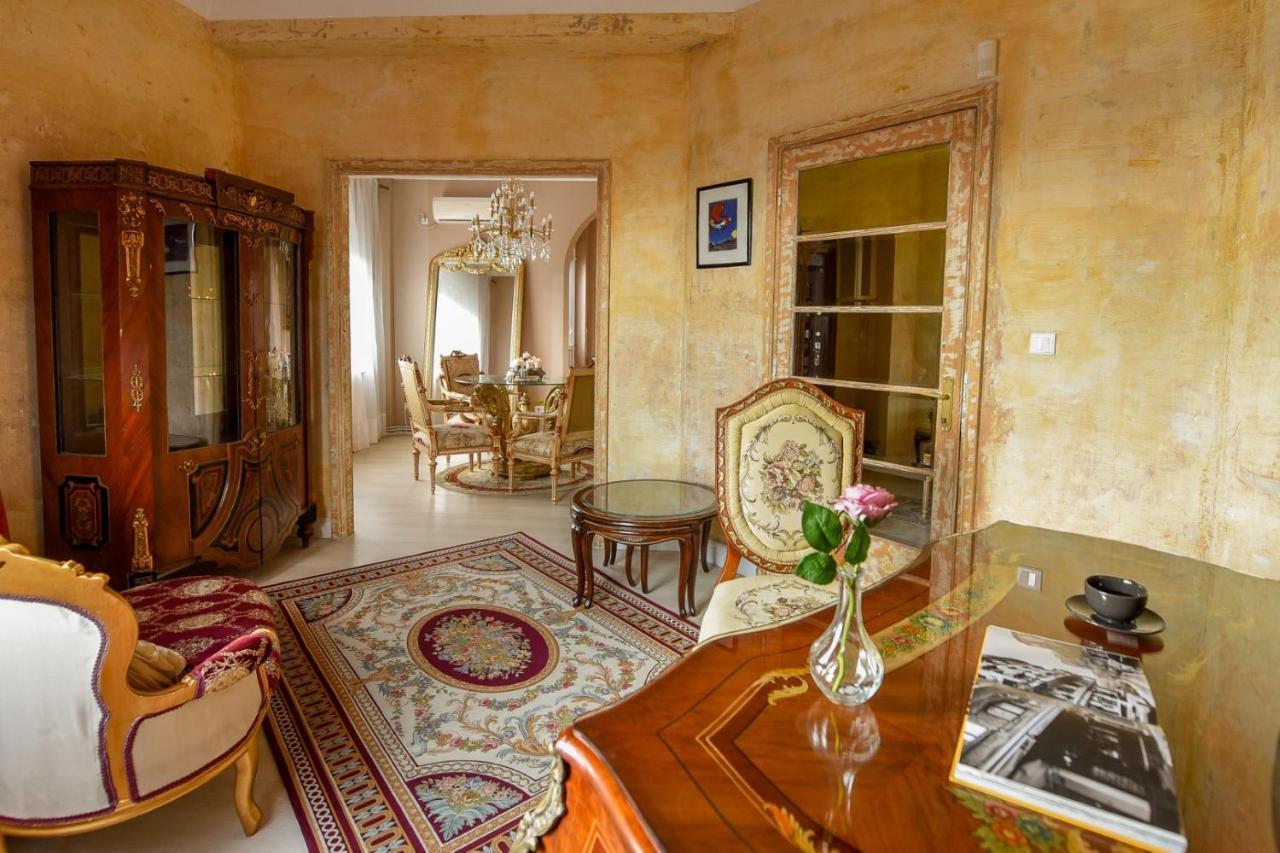 Apartament Baroque Splendor: Breathtaking Views & Design Bukareszt Zewnętrze zdjęcie